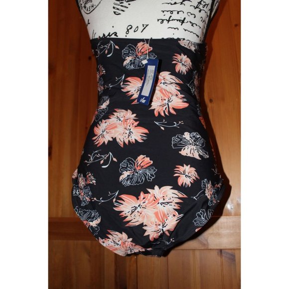 Hilor One Piece Swimsuit NWT Size 10 Missing Neck Strap. - Picture 2 of 11